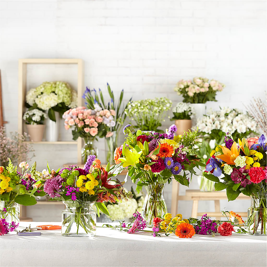 Bold & Bright – A Florist Original – Tri-city Florist, Vista CA
