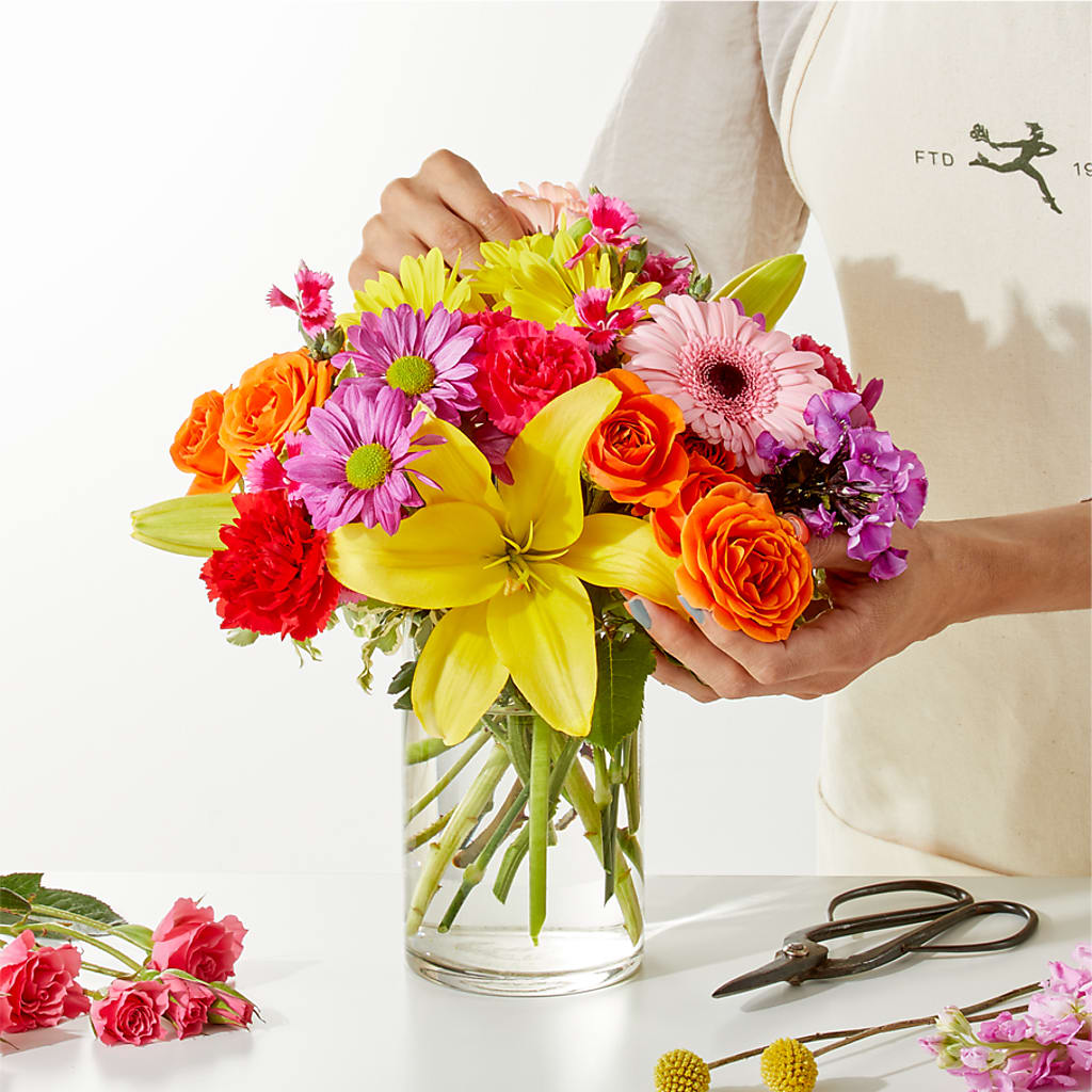 Cue the Confetti - A Florist Original – Tri-city Florist, Vista CA