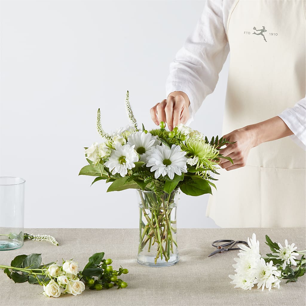 Irish Garden - A Florist Original – Tri-city Florist, Vista CA