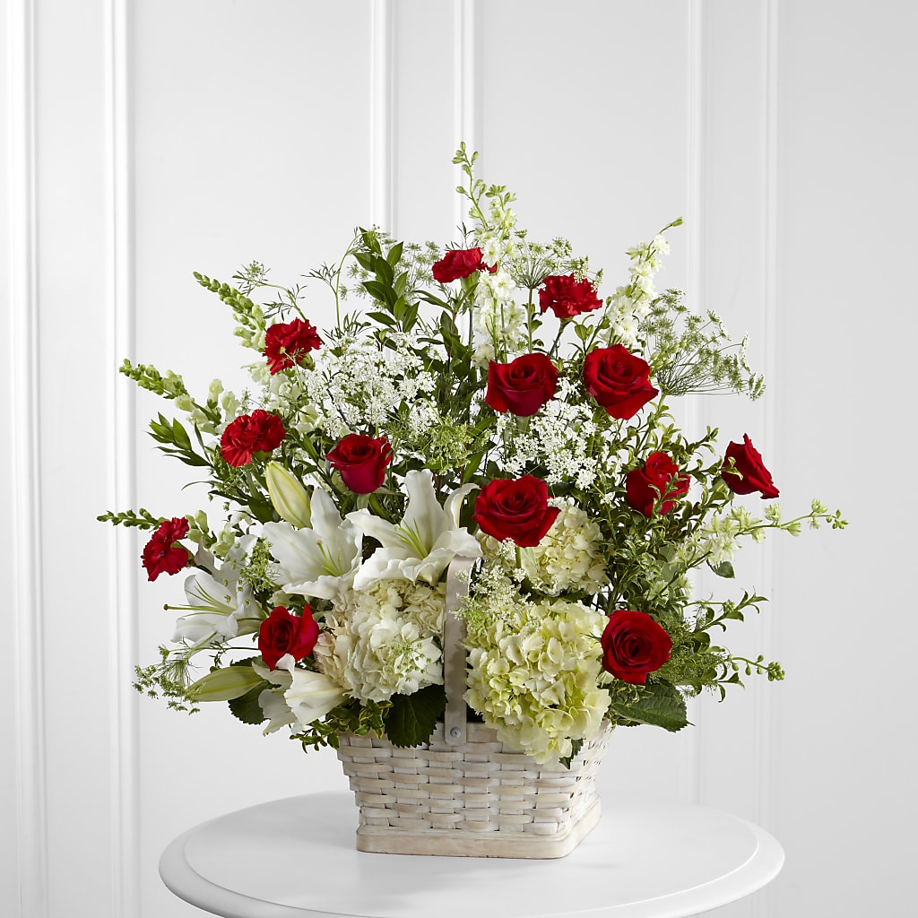 In Loving Memory Arrangement – Tri-city Florist, Vista CA