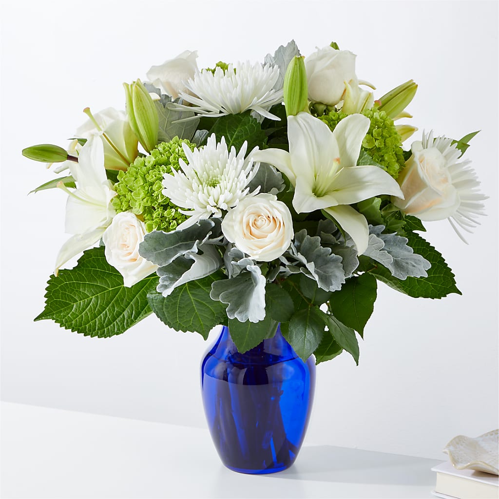 Snowy Dreams Bouquet – Tri-city Florist, Vista CA