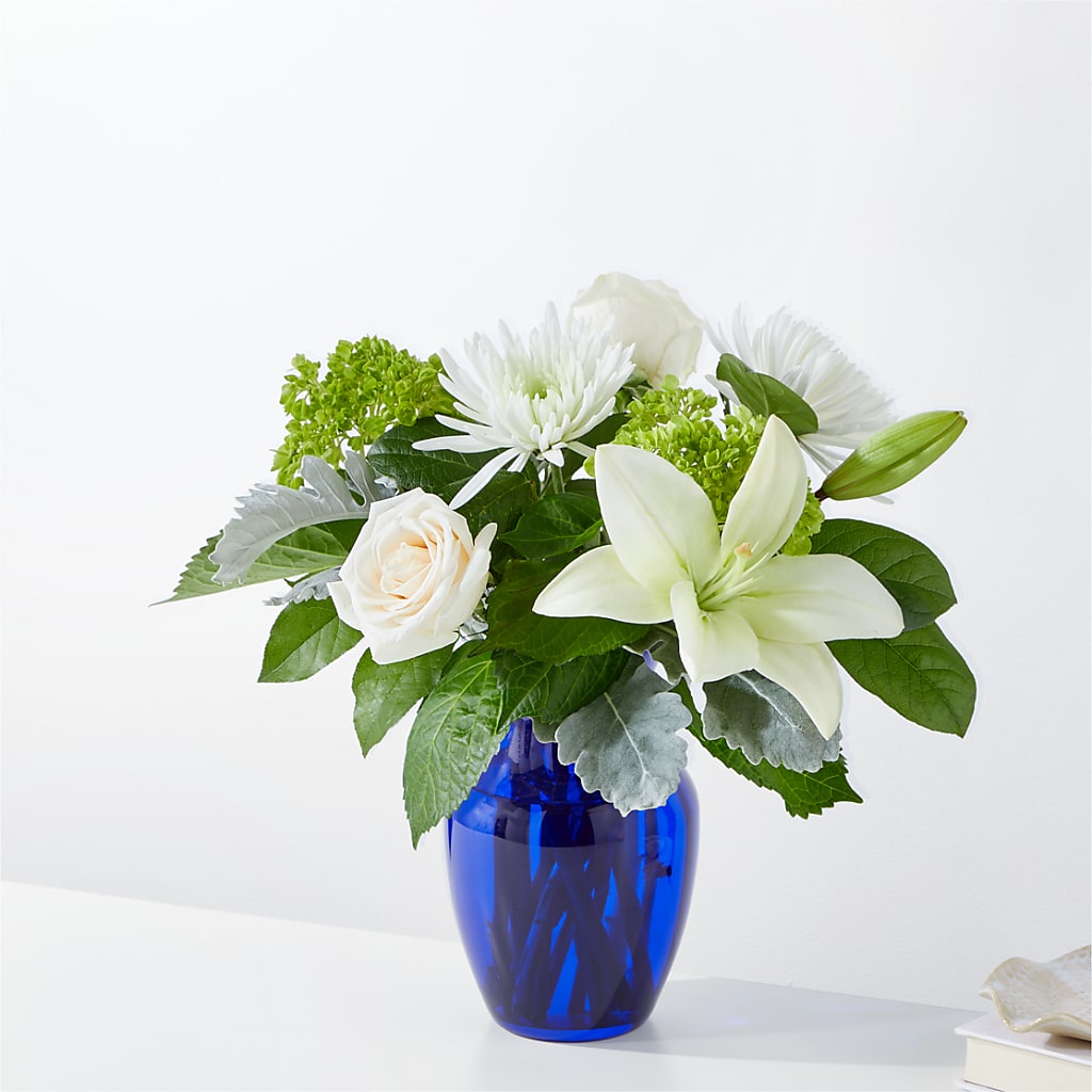 Snowy Dreams Bouquet – Tri-city Florist, Vista CA