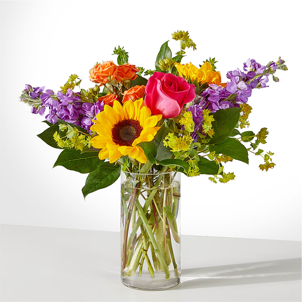 Vibrant Greetings Bouquet – Tri-city Florist, Vista CA