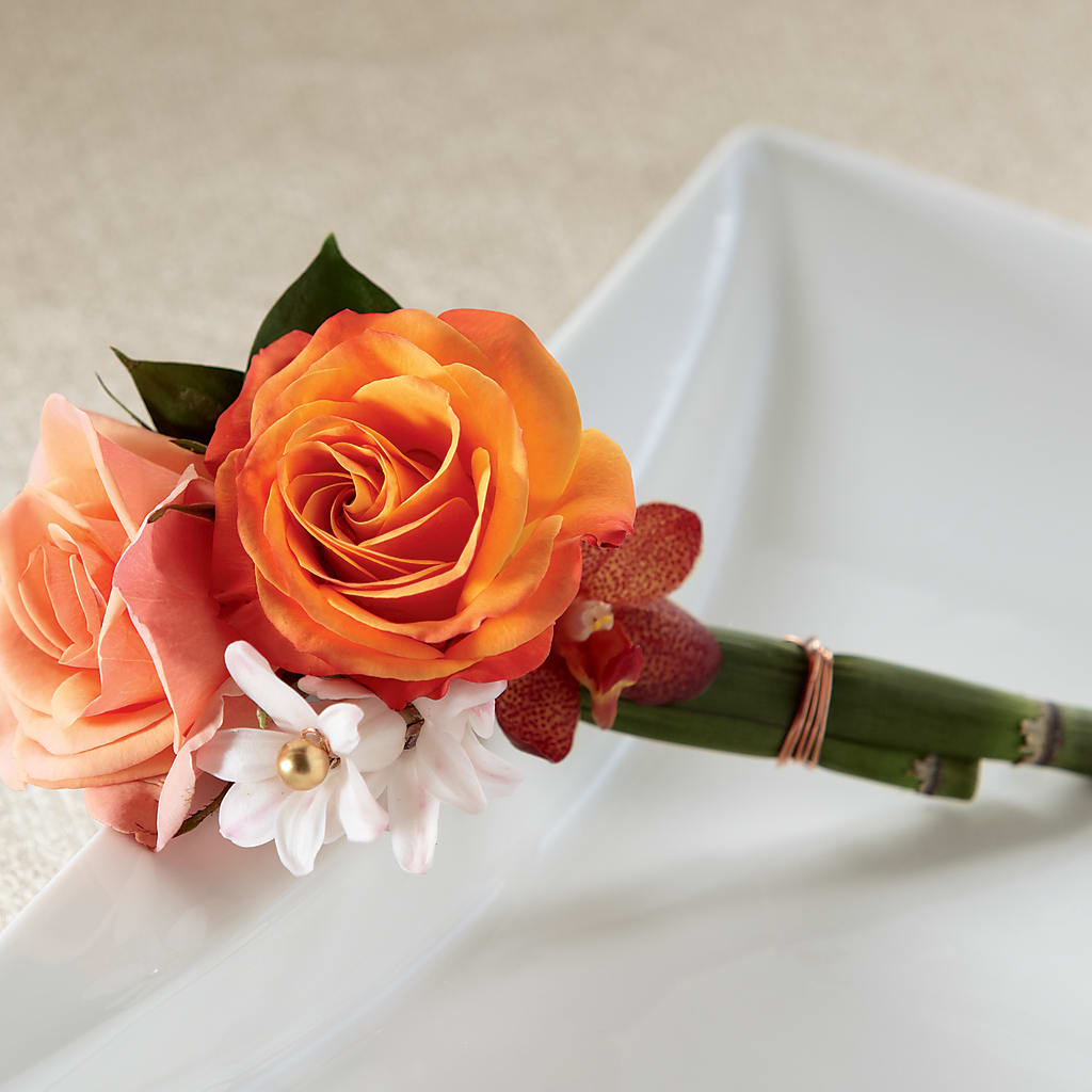 Sunset Dream Boutonniere – Tri-city Florist, Vista CA