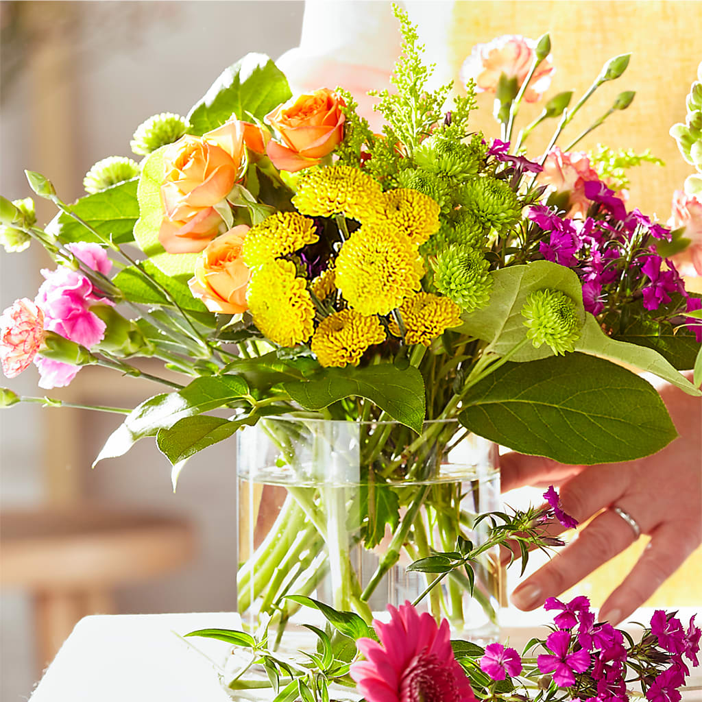 Bold & Bright – A Florist Original –  Tri-city Florist, Vista CA