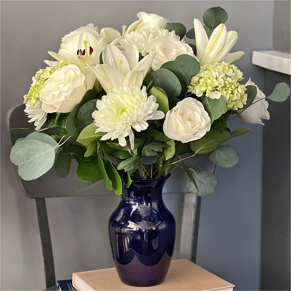 Snowy Dreams Bouquet –  Tri-city Florist, Vista CA