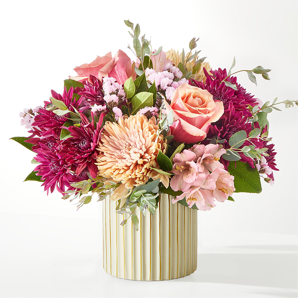 Berry Cobbler Bouquet with Ivory Vase –  Tri-city Florist, Vista CA