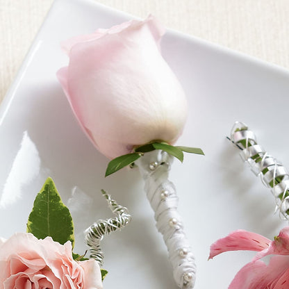 Pink Rose Boutonniere –  Tri-city Florist, Vista CA